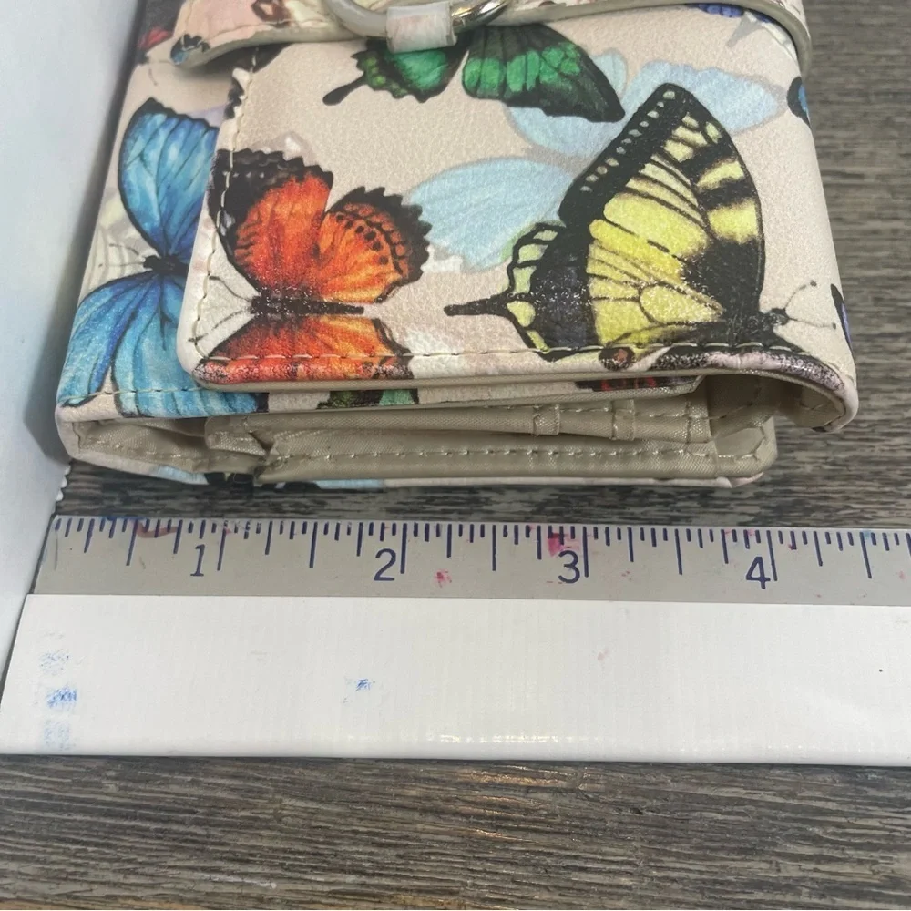 Butterfly Print Women's wallet. ID safe keeper. Pre-owned. Ink marks inside.